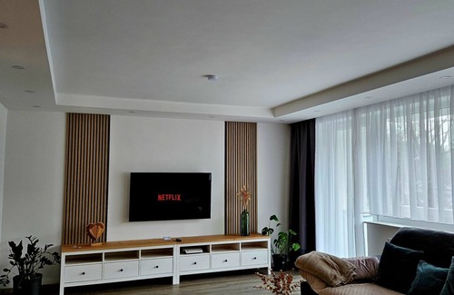 Heppens Apartamento | Apartamento 'Born' con balcón y Wi-Fi