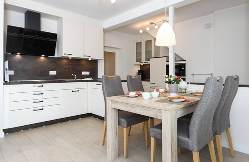 Neuharlingersiel Apartamento | Apartamento "abajo a la izquierda" - "Casa ancla caída"