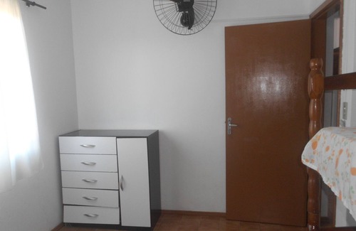 Enseada Apartamento | Apartamento frente al mar, tiene capacidad para 8 personas.