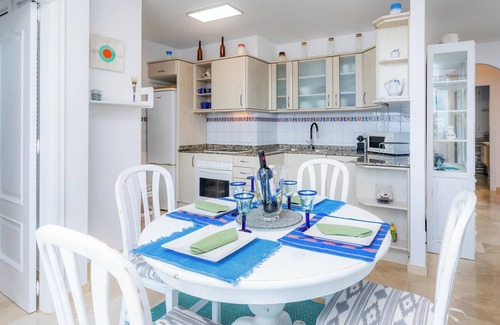 Colonia de Sant Pere Apartamento | Apartamento Brisa Marina con vistas al mar, vistas a la montaña, Wi-Fi, balcón y jardín