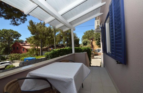 Artatore Apartamento | Adriatic / App Brod near the beach with balcony