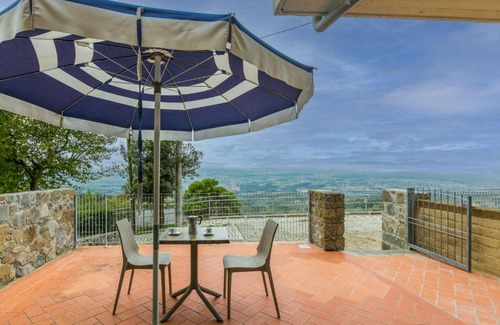 San Baronto Apartamento | Apartment Bucaneve by Interhome