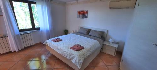 Seca Apartamento | Apartment Burja with Olive Grove & Salt Pans View