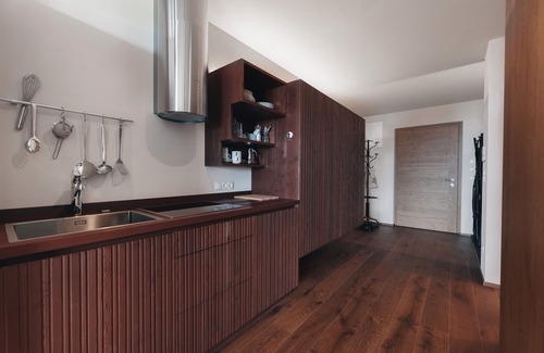 Collalbo Apartamento | Apartamento 'By Bemelmans' con vistas a la montaña, balcón y wifi