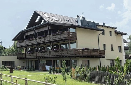 Collalbo Apartamento | Apartamento 'By Bemelmans' con vistas a la montaña, balcón y wifi