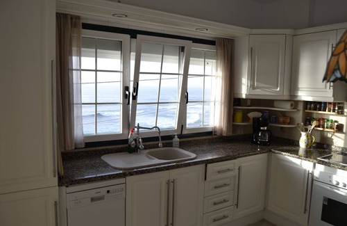 Punta del Hidalgo Apartamento | Apartamento junto al mar con una vista espectacular