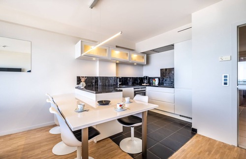 Koksijde-Bad Apartamento | Apartamento en Zeedijk con vista al mar
