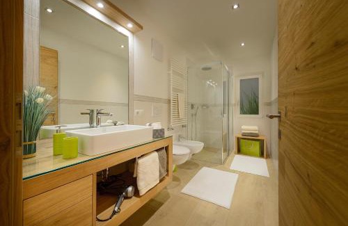 Ortisei Apartamento | Apartment Cësa Zinch