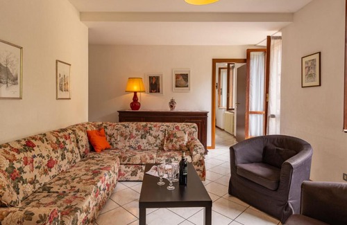 Castello Apartamento | Apartment Ca del Bernardi by Interhome