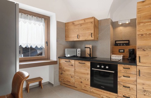 Ragoli Apartamento | Apartamento 'Ca Del Pan' con vistas a la montaña, jardín privado y Wi-Fi