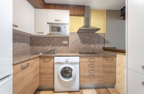 Alcalá de la Selva Apartamento | Apartamento 'Casa El Cojo 1a' con balcón y Wi-Fi