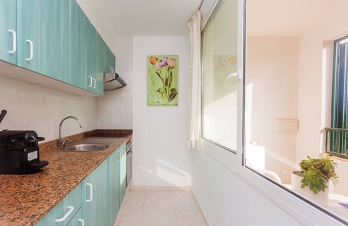 Los Delfines Apartamento | Apartamento Cala en Forcat 36 con balcón y piscina compartida