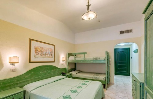Sos Alinos Apartamento | Apartment Cala Viola in Orosei - 6 persons, 1 bedrooms