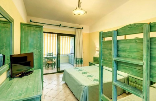 Sos Alinos Apartamento | Apartment Cala Viola in Orosei - 6 persons, 1 bedrooms