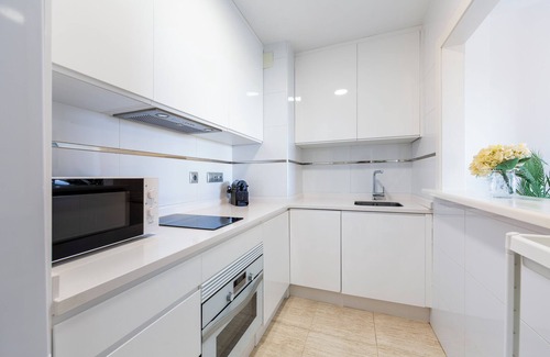 Retamar Apartamento | Apartamento 'Campo De Golf, Piscina Y Padel' con vistas al mar, piscina y aire acondicionado