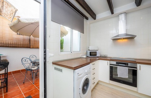 Moscari Apartamento | Apartamento 'Can Roses' con terraza privada, Wi-Fi y aire acondicionado