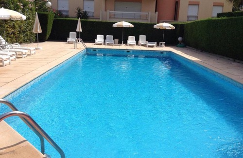 Riou - Petit Juas - Av de Grasse Apartamento | Apartment Cannes Parc by Interhome
