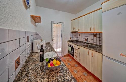 La Canuta Apartamento | Apartment Canuta Baja 2 by Interhome