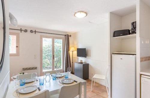 Cavaliere Beach Apartamento | Apartment Cap Négre - Domaine de la Pinède-4 by Interhome