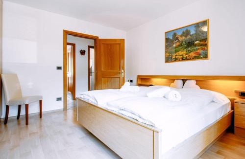 Soraga Apartamento | Apartment Carmen-2 by Interhome