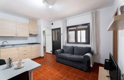 Valverde Apartamento | Apartamento 'Casa El Isleño' con vistas al mar, terraza privada y Wi-Fi