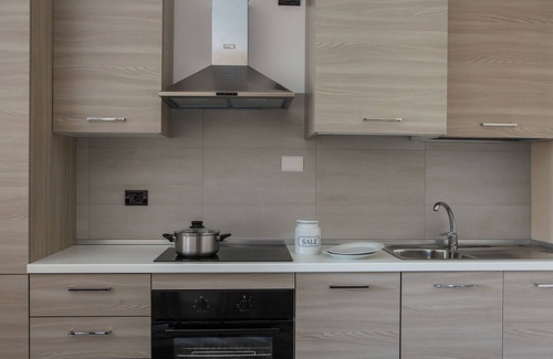 Borgo Val di Taro Apartamento | Apartamento 'Casa Ludovico' con terraza privada y balcón