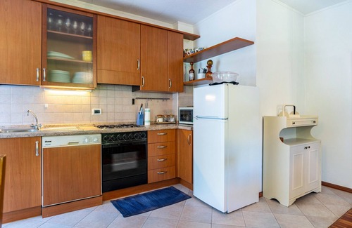 Celledizzo Apartamento | Apartamento 'Casa Ai Laresi 1' con vistas a la montaña, jardín privado y Wi-Fi