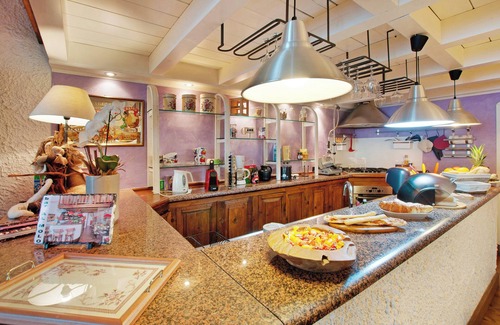 Musso Apartamento | Apartamento 'Casa Al Molo' con vistas al lago, jardín y Wi-Fi