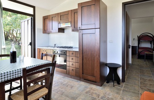 Elini Casa | Apartamento "Casa Corongiu 4" con vistas a la montaña y jardín compartido