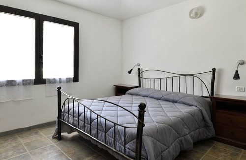 Elini Casa | Apartamento "Casa Corongiu 5" con vistas a la montaña y jardín compartido