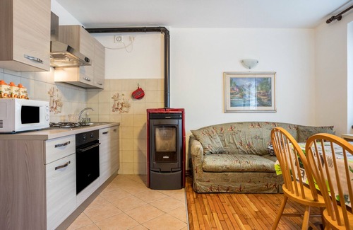 Ragoli Apartamento | Apartamento 'Casa D'ala Paiona' con vistas a la montaña, jardín privado y Wi-Fi