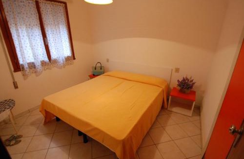 Rosolina Mare Apartamento | Apartment Casa Daniela-1 by Interhome