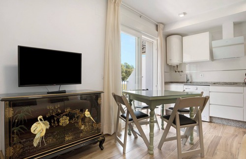 San Ambrosio Apartamento | Apartamento 'Casa de 10 - 4A' con vistas a la montaña, piscina compartida y Wi-Fi