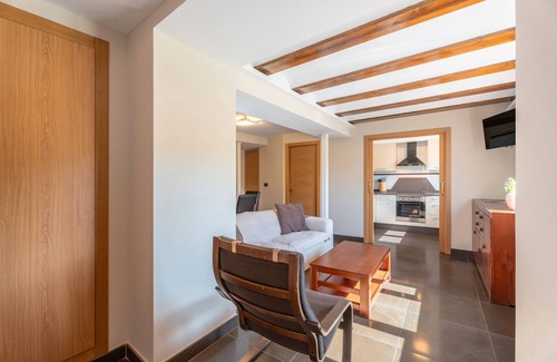 Casas Altas Apartamento | Apartamento 'Casa Del Arco' con vistas a la montaña, terraza privada y balcón