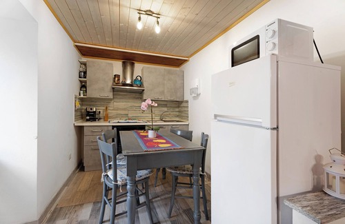 Toceno Apartamento | Apartamento "Casa del Sole" con vistas a la montaña y Wi-Fi