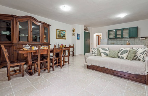 Padru Apartamento | Apartamento 'Casa Elisa' con vistas a la montaña, Wi-Fi y aire acondicionado