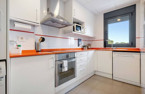 Calafat Apartamento | Apartamento 'Casa Calafat' con vistas al mar, terraza privada, WIFI y aire acondicionado.