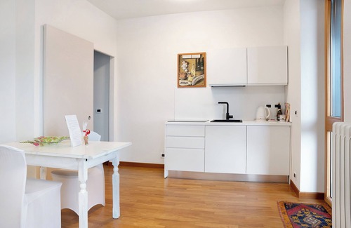 Alba Apartamento | Apartamento 'Casa Gallinotto' con jardín privado, Wi-Fi y aire acondicionado