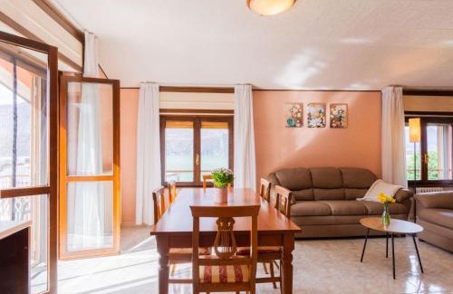Verceia Apartamento | Apartment Casa Lara by Interhome