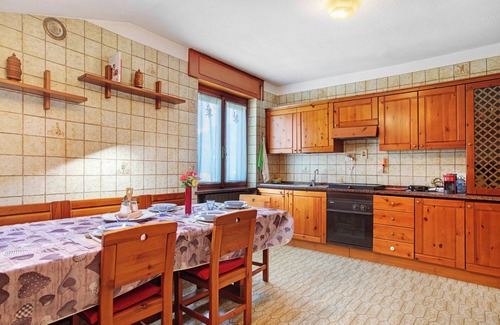 Aymavilles Apartamento | Apartamento 'Casa Lella Clemy' con vistas a la montaña, balcón y Wi-Fi
