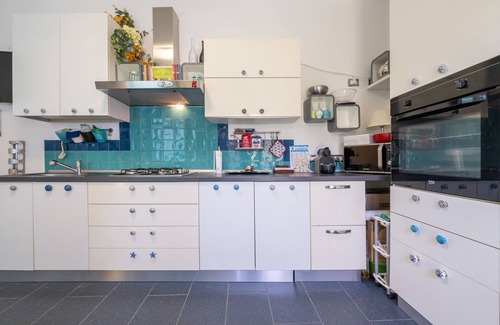 Calasetta Apartamento | Apartamento 'Casa Nora' con terraza privada, Wi-Fi y aire acondicionado