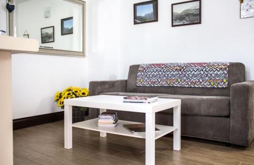 Ovasta Apartamento | Apartment Casa Rasat-1 by Interhome