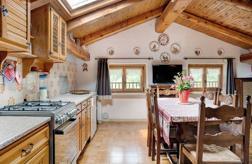 Casteldelfino Apartamento | Apartamento "Casa Sasia" con vistas a la montaña y Wi-Fi
