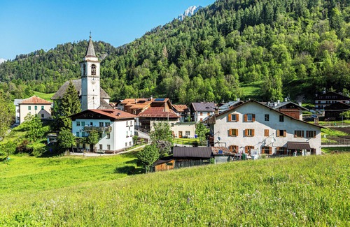 Vodo Cadore Apartamento | Apartamento 'Casa San Giovanni 2 A Vinigo' con vistas a la montaña, balcón y Wi-Fi