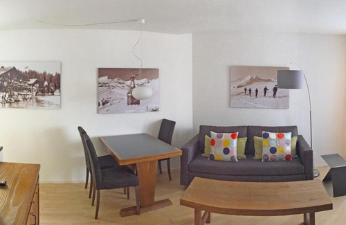 Flims Apartamento | Apartment Casa Tavaun A14 by Interhome