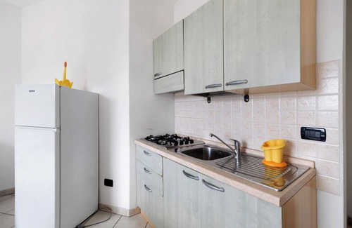 Bardino Nuovo Apartamento | Apartment 'Casa Vacanze Tra Gli Ulivi' with Sea View, Balcony and Wi-Fi