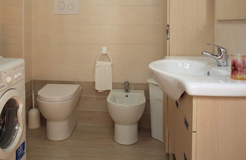 Irgoli Apartamento | Apartamento "Casa Vacanze Irgoli" con vistas a la montaña, balcón y Wi-Fi