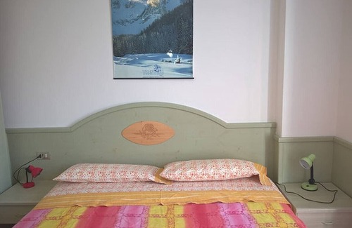 Brez Apartamento | Apartment 'Casa vacanze Rosa 4' with Mountain View, Balcony and Wi-Fi