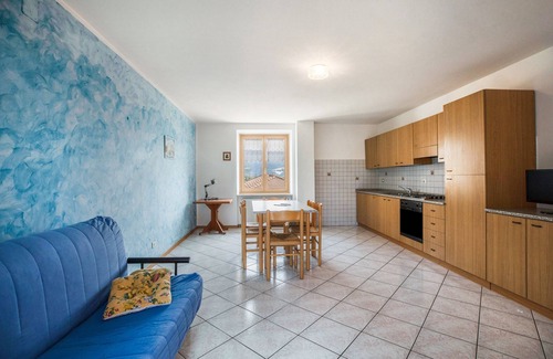 Brez Apartamento | Apartment 'Casa vacanze Rosa 6' with Mountain View, Balcony and Wi-Fi