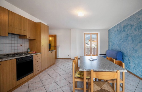 Brez Apartamento | Apartment 'Casa vacanze Rosa 6' with Mountain View, Balcony and Wi-Fi
